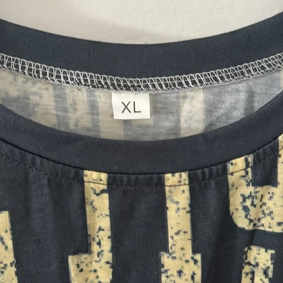 Rock ‘n’ roll tank top size extra large never worn new - Picture 3 of 4